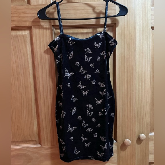 Sold - Picture 2 of 3